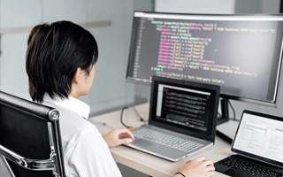 金华 api php源码,下载的php源码怎么运行呢？